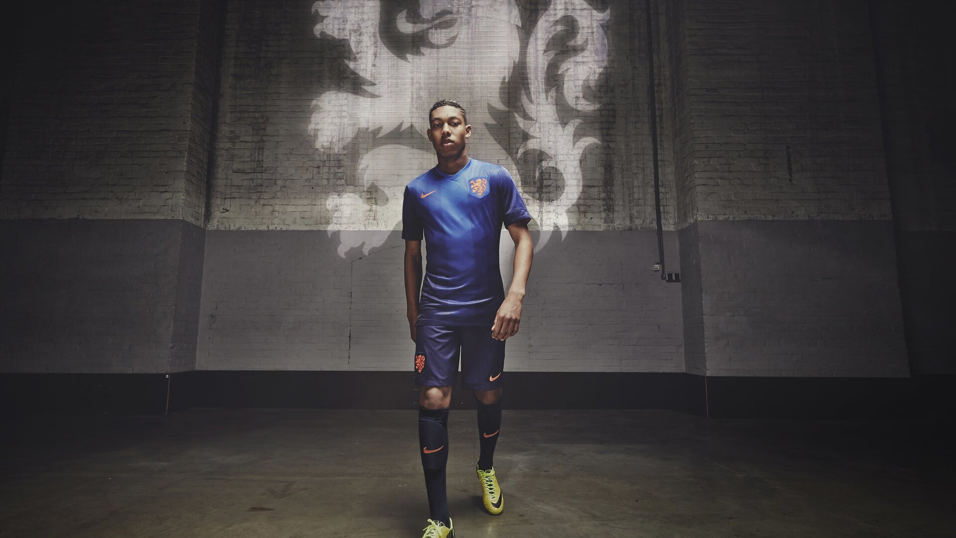 哥伦比亚女足在巴黎奥运会比赛中以1-0战胜法国,哥伦比亚足球美女